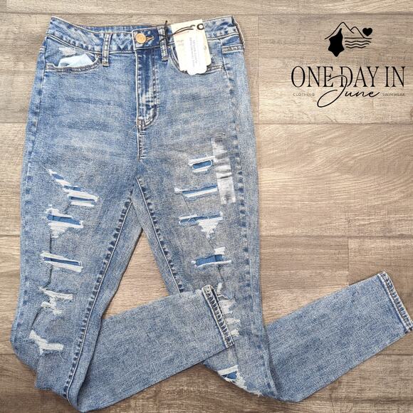 SO Juniors High Rise Jegging Jeans Size 9 - Picture 1 of 6